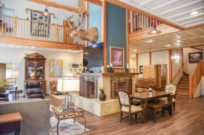 River Lyric Lodge - Formerly Double Dog